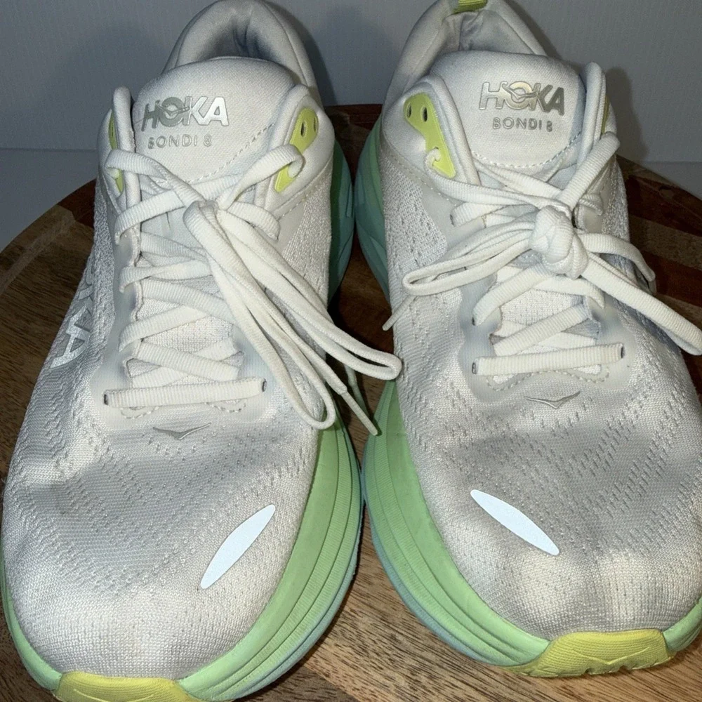 Hoka One One Women Bondi 8 1127954 White Running Shoes Sneakers Size 9.5D WIDE